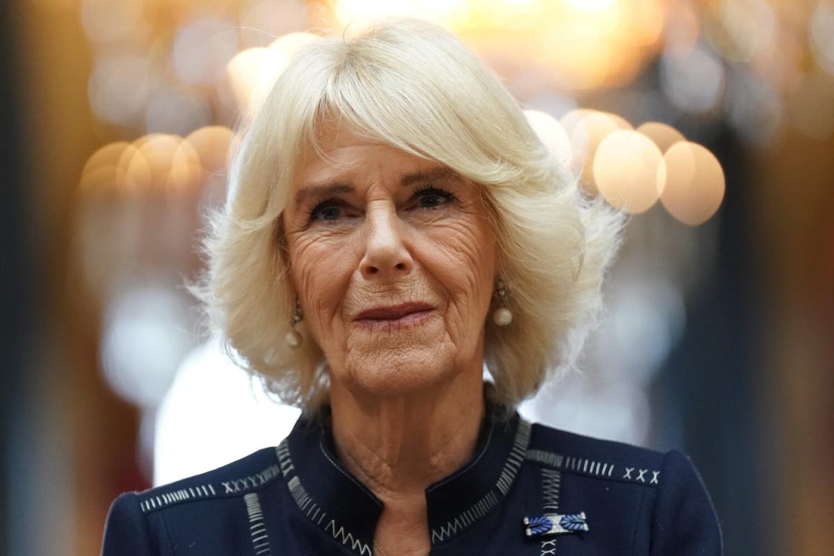 queen-camilla-pays-tribute-to-her-late-mother-in-law-queen-elizabeth