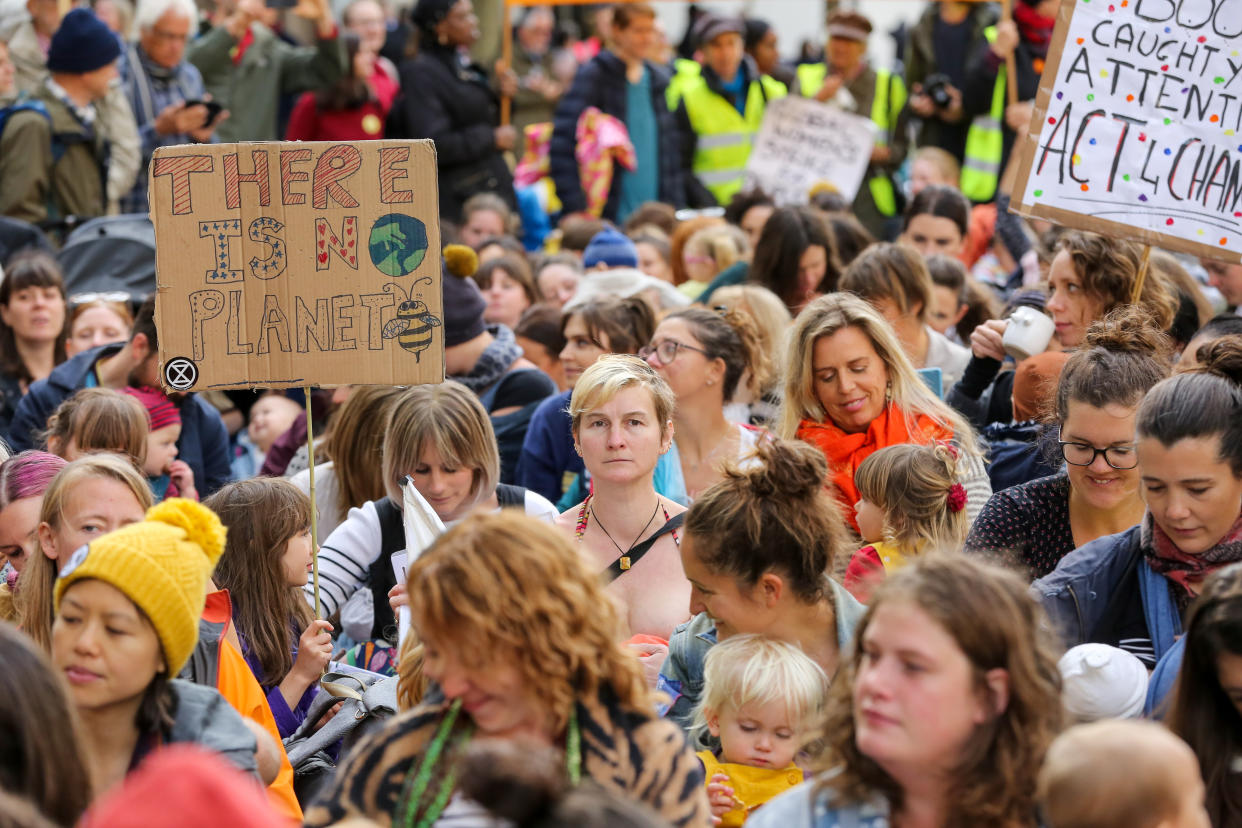 LONDON, UNITED KINGDOM - 2019/10/09: Mothers from the Extinction Rebellion movement with their babies breastfeeding in Westminster on day three of the Climate Change protest. The activists are calling on government departments to 'Tell the Truth' about what they are doing to tackle the Emergency. (Photo by Steve Taylor/SOPA Images/LightRocket via Getty Images)