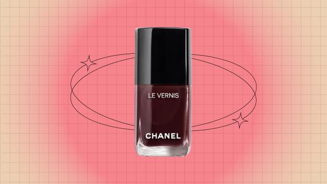 Chanel Le Vernis Longwear Nail Colours in Ballerina, Organdi, Monochrome,  Garçonne, Vamp and Rouge Noir - New Formula