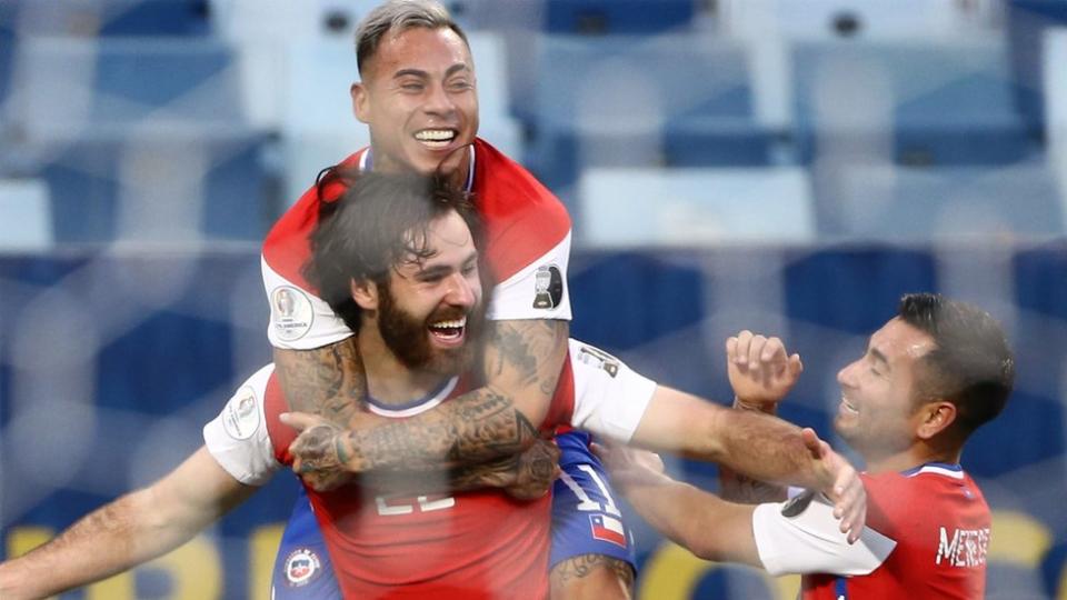 Celebración del gol de Chile