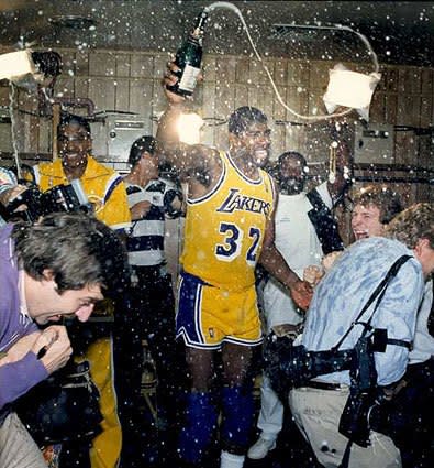 This day in sports: Lakers clinch NBA titles in 1987, 2009 - Los