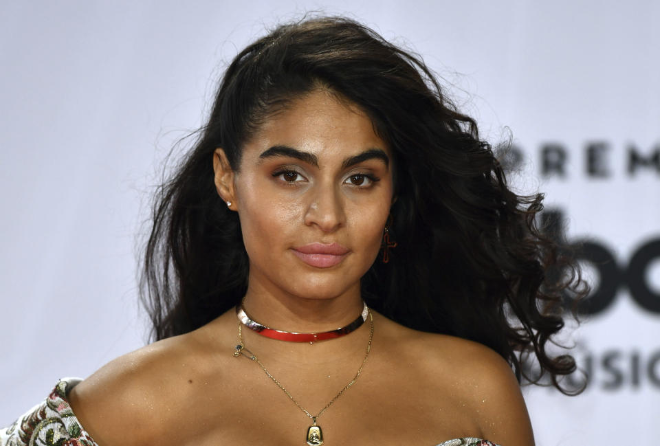 Jessie Reyez llega a la ceremonia de los Premios Billboard de la Música Latina el miércoles 21 de octubre del 2020 en el BB&T Center en Sunrise, Florida. (Jim Rassol/Invision/AP)