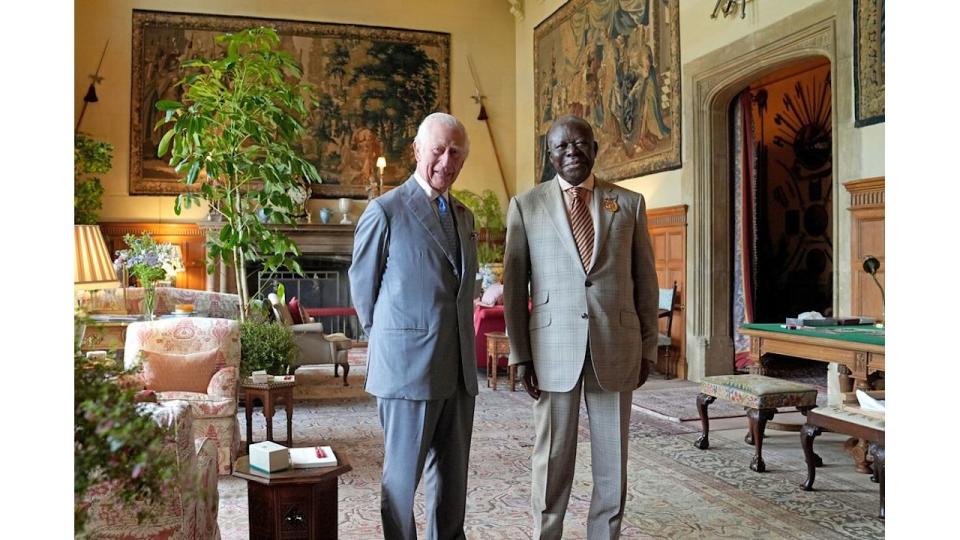 The King with Ghana's Asante King, Otumfuo Osei Tutu II inside the drawing room