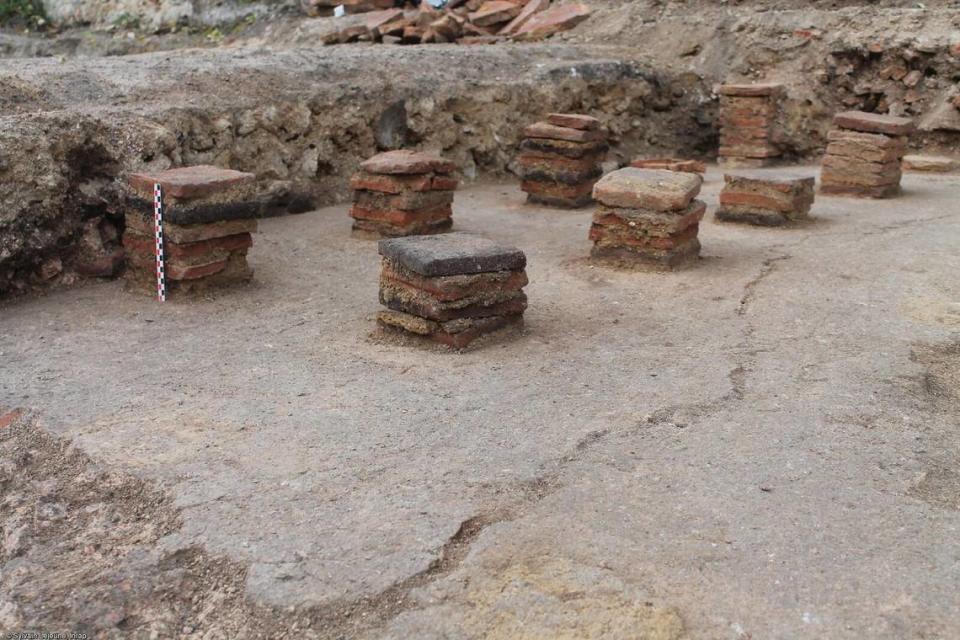 Close up view of some of the hypocaust ruins.