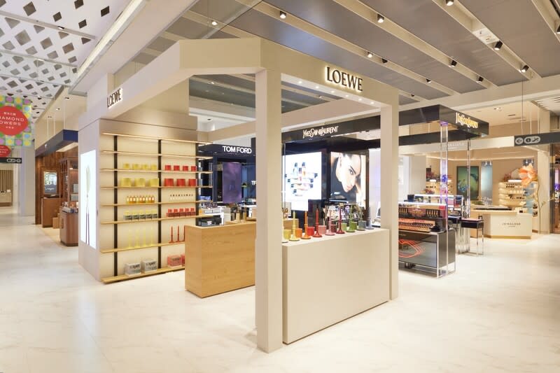 LOEWE Perfumes全台首發精品香氛概念店