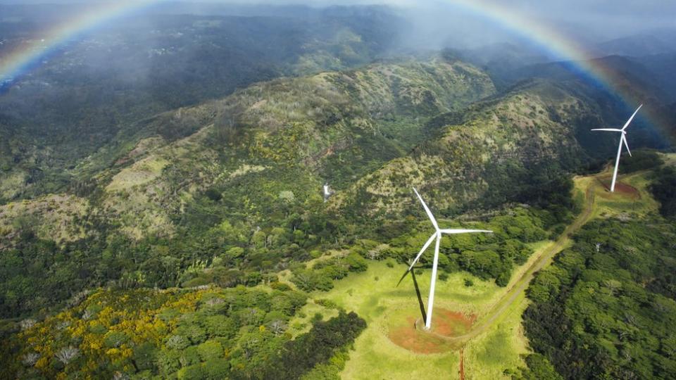 Optimizar el uso de energía trae beneficios al medio ambiente.