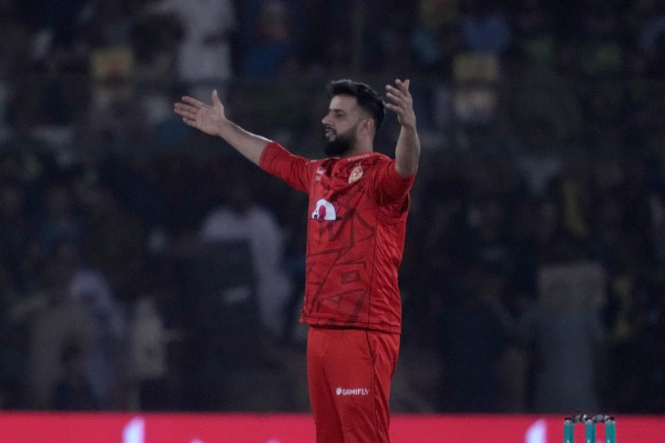 Islamabad United' Imad Wasim celebrates after taking wicket during the final of Pakistan Super League T20 cricket match between Islamabad United and Multan Sultans, in Karachi, Pakistan, Monday March 18, 2024. (AP Photo/Fareed Khan)