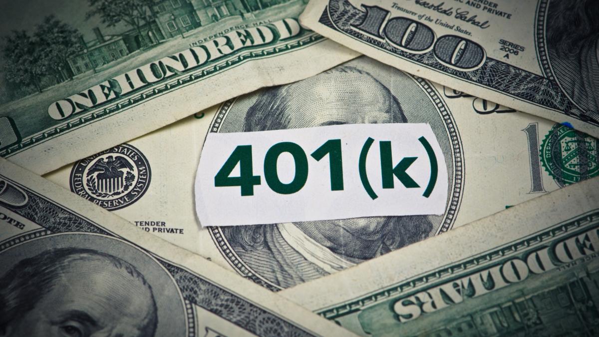 Why You Should Stay In Your 401k in Retirement