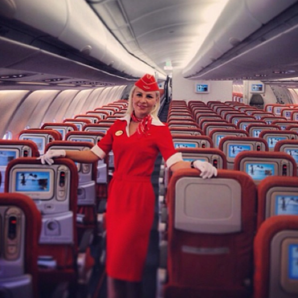 cabin-crew-taking-selfies-in-the-sky