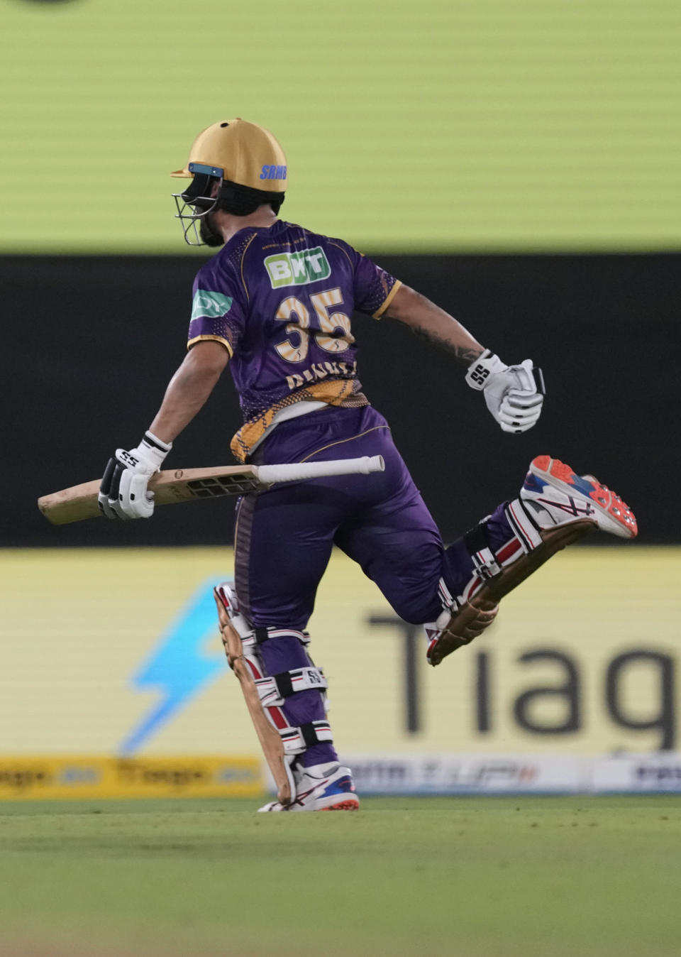 Kolkata Knight Riders's Rinku Singh celebrates after his team won the match during the Indian Premier League (IPL) match between Gujarat Titans and Kolkata Knight Riders in Ahmedabad, India, Sunday, April 9, 2023. (AP Photo/Ajit Solanki)