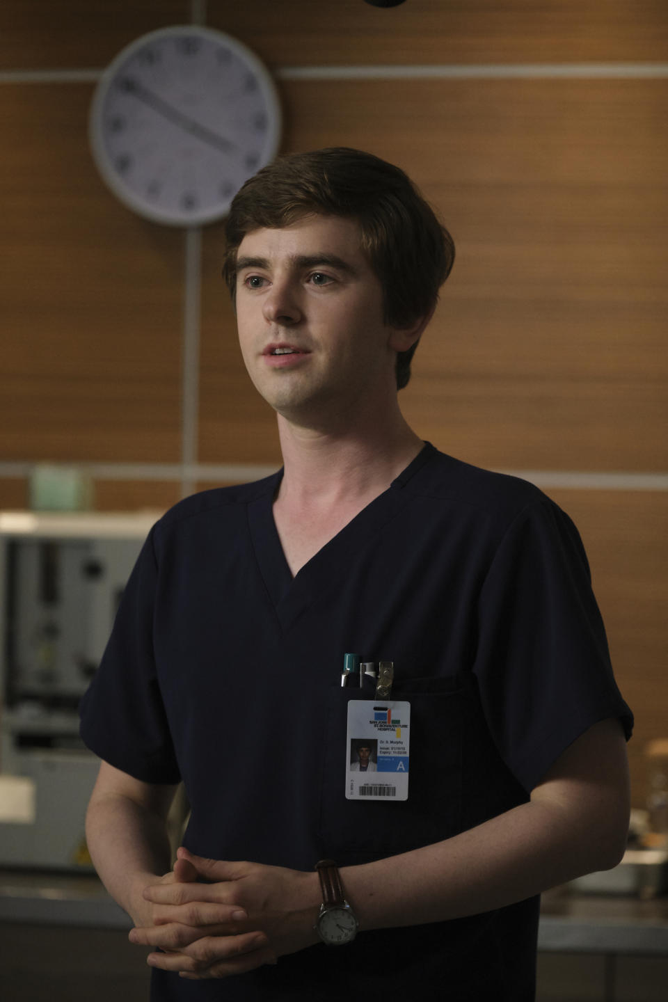 Freddie Highmore plays Shaun, a surgical resident with autism, on The Good Doctor. (Photo: Jeff Weddell via Getty Images)