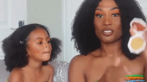 Amelia’s reaction to the Fenty Beauty Trophy Wife Highlighter is priceless. (GIF: GiGi Beauty/Youtube)