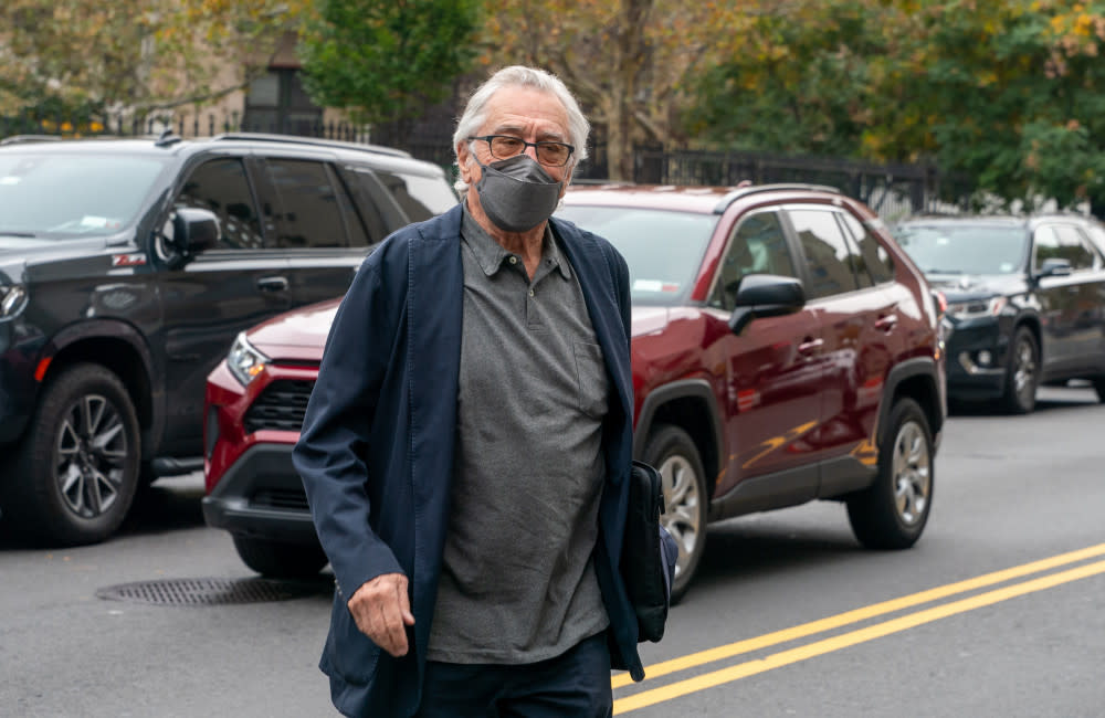 Robert De Niro defended his treatment of his former employee credit:Bang Showbiz