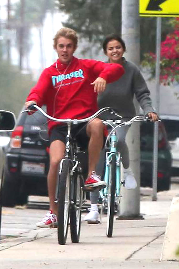 Justin and Selena take a ride