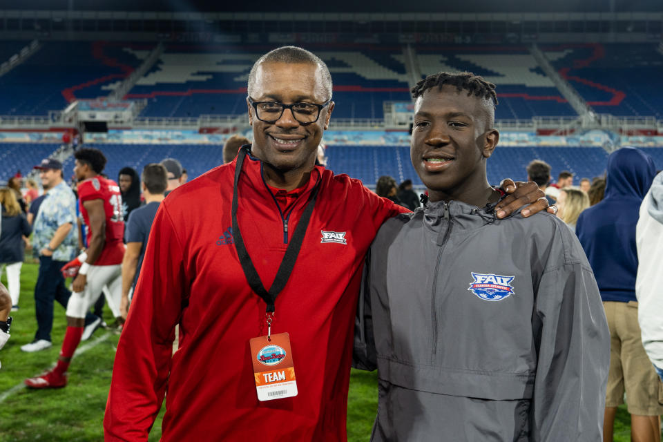 FAU Owls' newly hired coach Willie Taggart attends the Boca Raton Bowl between the Owls and SMU on Saturday. (Aaron Gilbert/Getty Images)