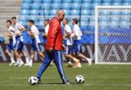 Soccer Football - World Cup - Russia Training - Samara Arena, Samara, Russia - June 24, 2018. Coach Stanislav Cherchesov attends a training session. REUTERS/David Gray