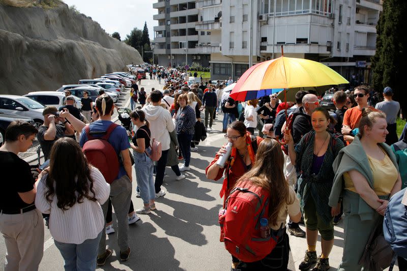 Russians in Montenegro flock to vote in presidential election