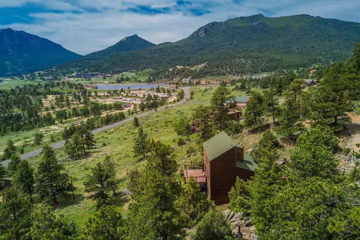 Estes Park Airbnb (Credit: Nathan Welton)