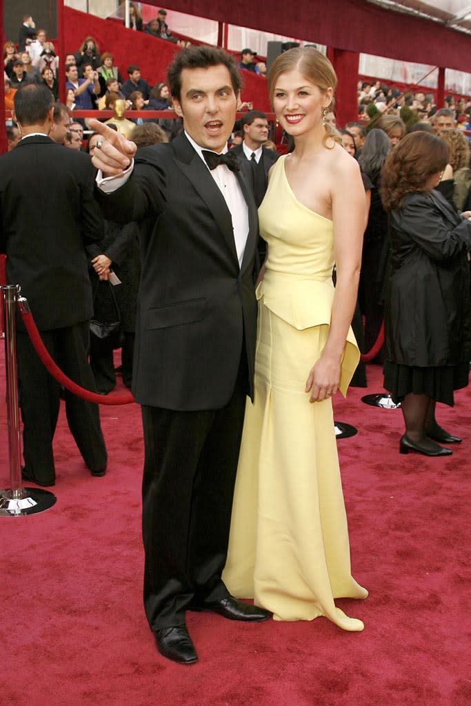 Oscars 2008 Joe Wright Rosamund Pike