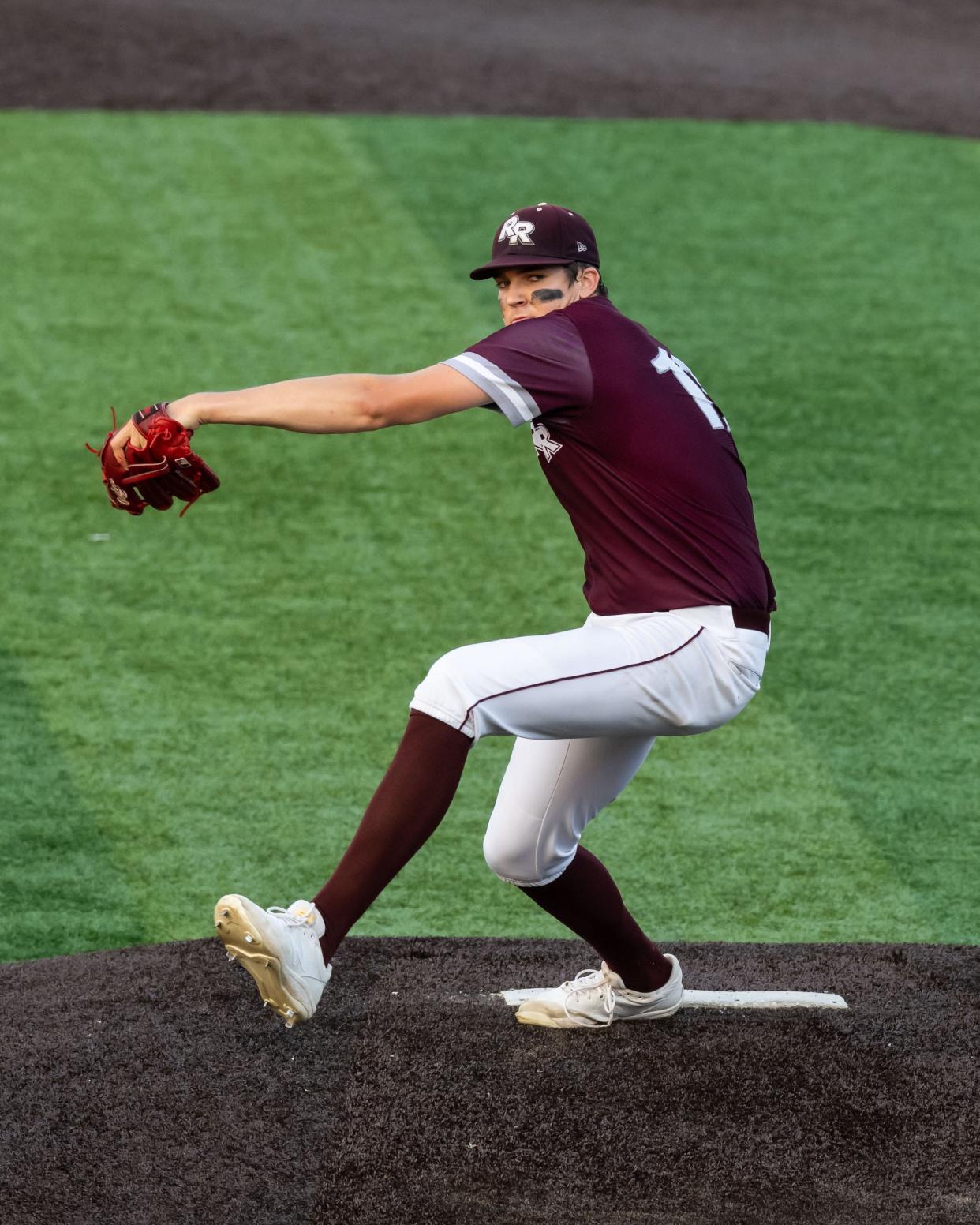Round Rock pitcher Travis Sykora agreed to a $2.6 million contract with the Washington Nationals, ensuring that the UT pledge won't play college baseball. "It was good to have Texas in my back pocket, but once I heard what they were offering, I couldn’t turn that down," he said.