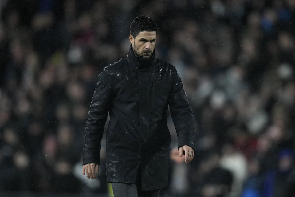 Arsenal's manager Mikel Arteta reacts after their loss in the English Premier League soccer match against Fulham at Craven Cottage stadium in London, Sunday, Dec. 31, 2023. (AP Photo/Alastair Grant)