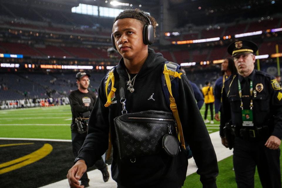 Michigan quarterback commit Jadyn Davis arrives for the national championship game at NRG Stadium in Houston on Monday, Jan. 8, 2024. Credit: Junfu Han-USA TODAY NETWORK