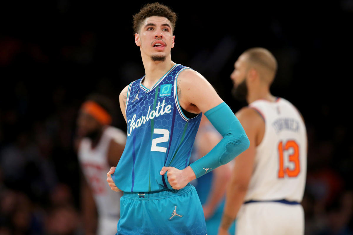 Lonzo Ball Pleads With Malik Monk To Change Number So LaMelo Can