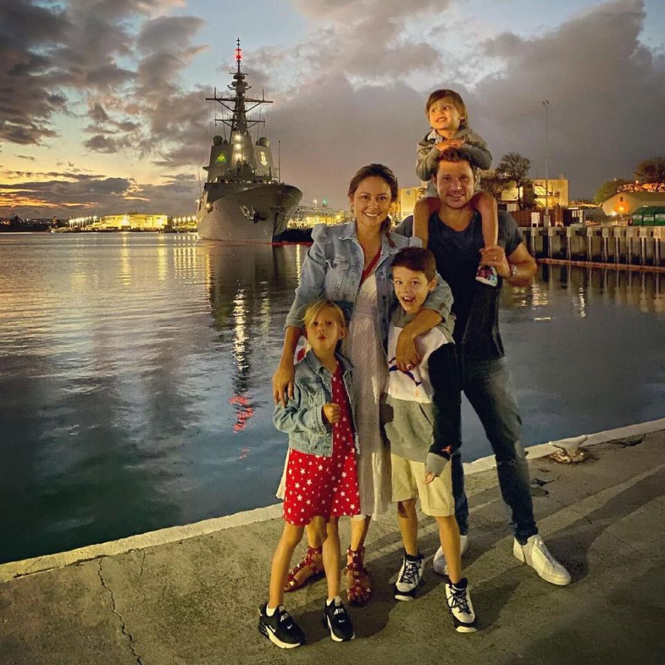 vanessa lachey and family