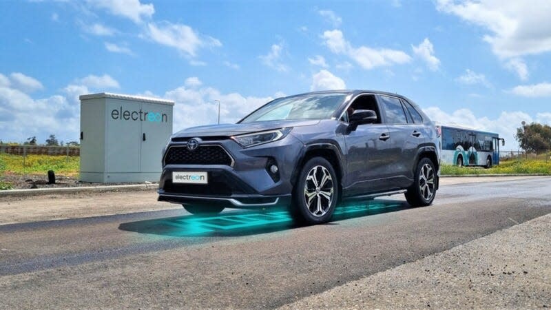 Electreon Toyota RAV4 Prime