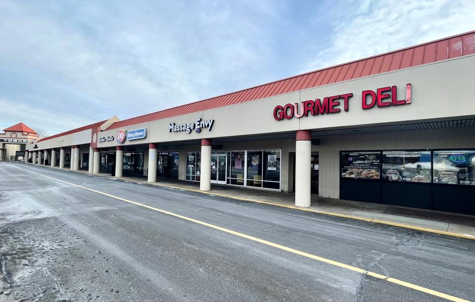 The Preakness Gourmet Deli off Hamburg Turnpike in Wayne will close its doors after 40 years on Jan. 22, 2022.