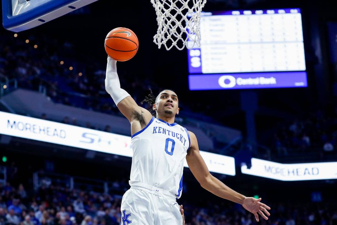 Kentucky forward Jacob Toppin dunks the ball during UK’s 106-63 demolition of South Carolina State on Thursday night in Rupp Arena. Toppin had eight points and nine rebounds in the victory.