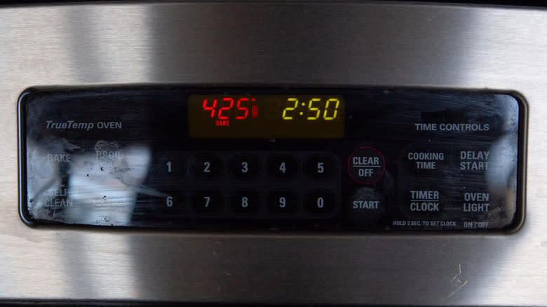 oven preheat display setting