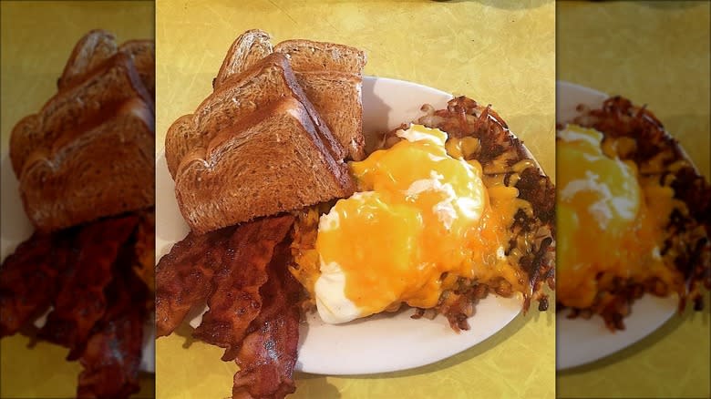 Hash browns, eggs, and toast at Al's Breakfast