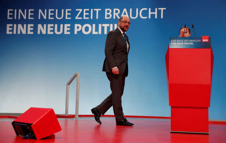 Martin Schulz, leader of Germany's Social Democratic Party (SPD), inspects the convention hall prior to the SPD's one-day party congress under the slogan "New times need new politics" in Bonn, Germany, January 20, 2018. REUTERS/Wolfgang Rattay