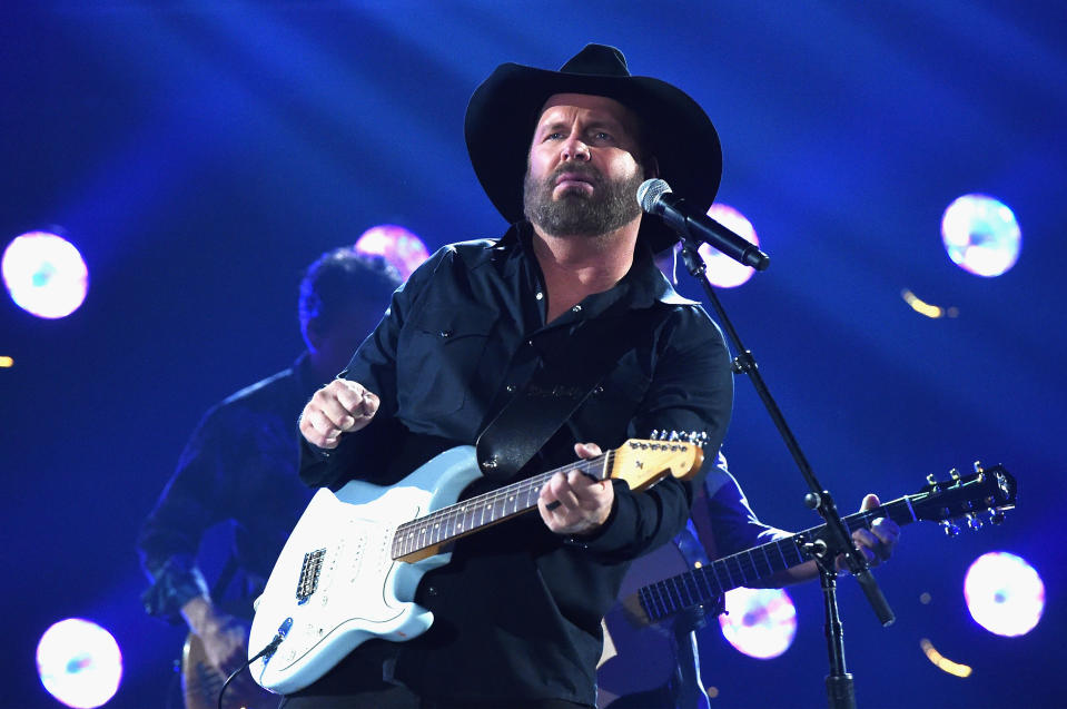 Garth Brooks Tickets For His 2025 Las Vegas Residency Sold Out Fast—How