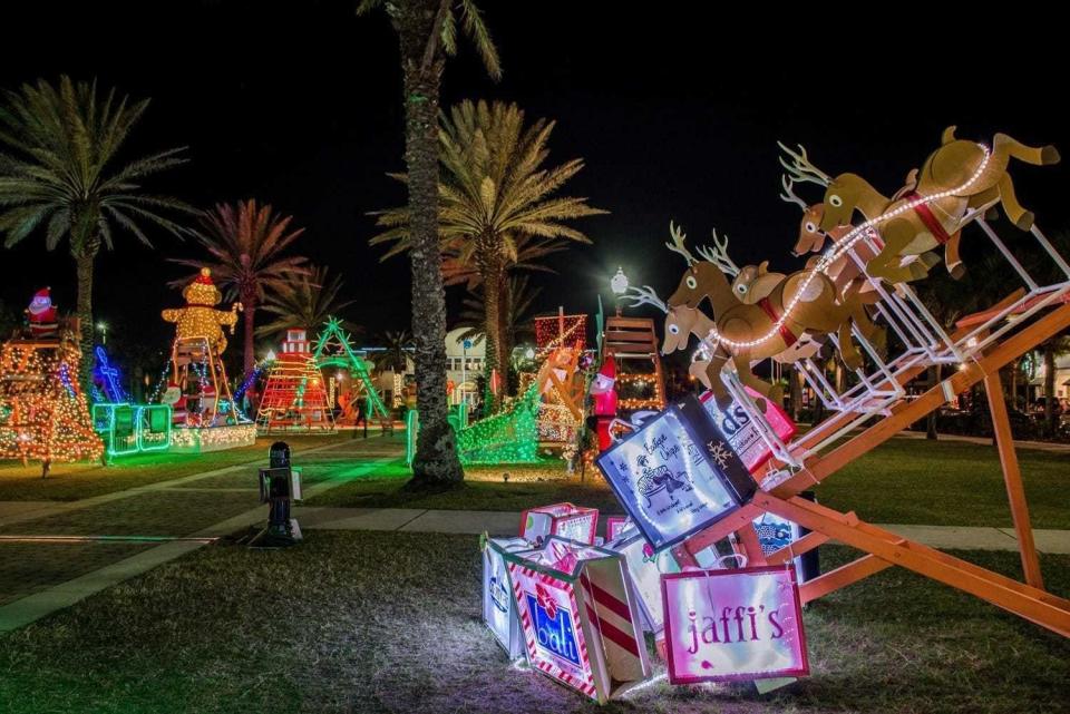 Deck the Chairs brings holiday-themed lifeguard chairs to downtown Jacksonville for the first time this year.