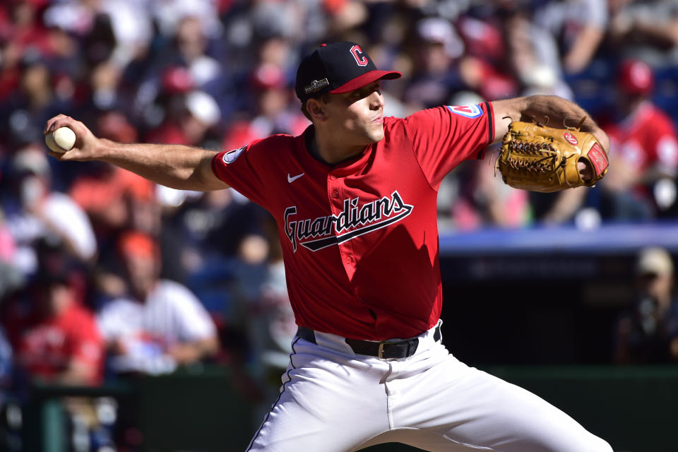 Cleveland Guardians' Cade Smith pitches in the sixth inning during Game 1 of baseball's AL Division Series against the Detroit Tigers, Saturday, Oct. 5, 2024, in Cleveland. (AP Photo/Phil Long)