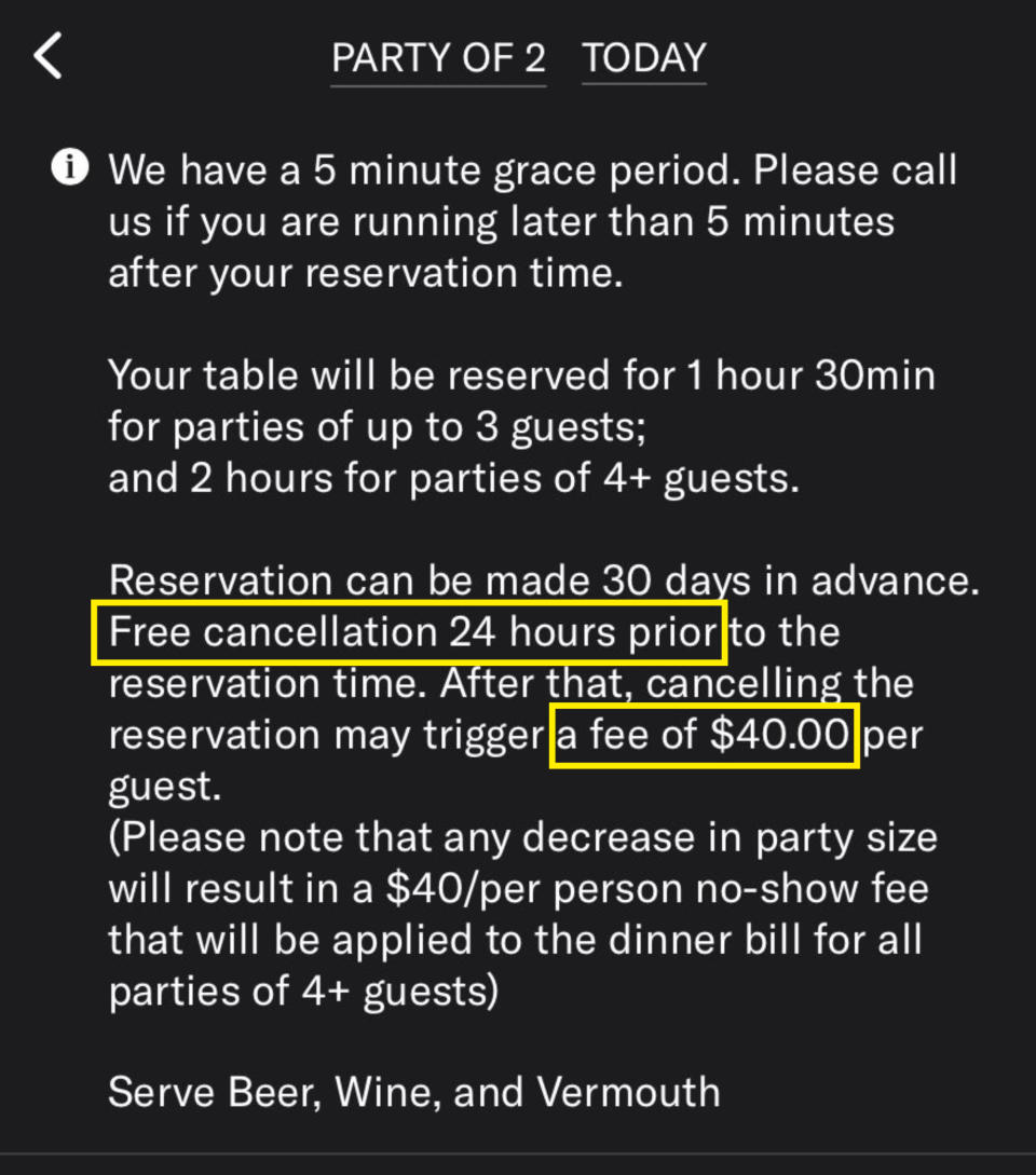 Restaurant reservation policy notice explaining fees for late arrivals, no-shows, and cancellations