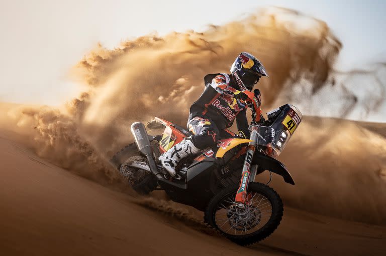 Benavides llega al Dakar sin victorias en la temporada, pero con un ritmo que provoca confianza en KTM sobre el rendimiento que tendrá el ganador de 2021.