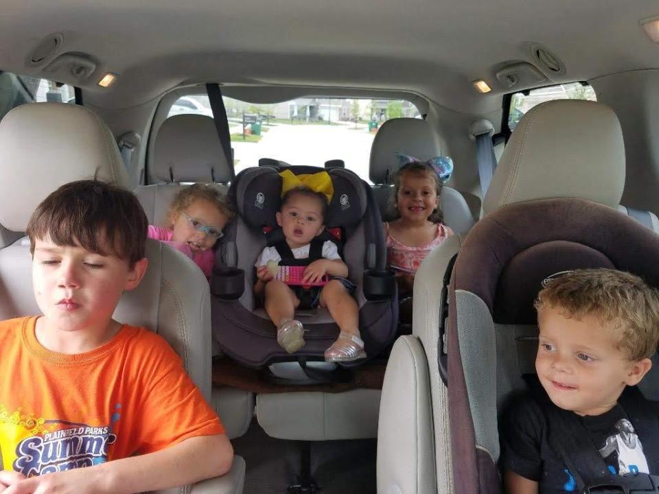 Emma Grace Cole, center, with her sisters Abigail Epeards (back left), Madison Epeards (back right), brother Gabriel Jason-Robert Cole (front right) and cousin (front left).