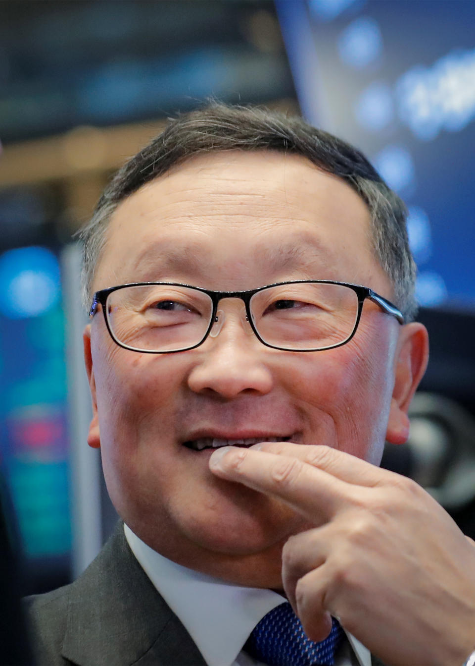John Chen, Executive Chairman and CEO of BlackBerry Ltd, walks on the floor at the New York Stock Exchange (NYSE) in New York, U.S., October 16, 2018. REUTERS/Brendan McDermid