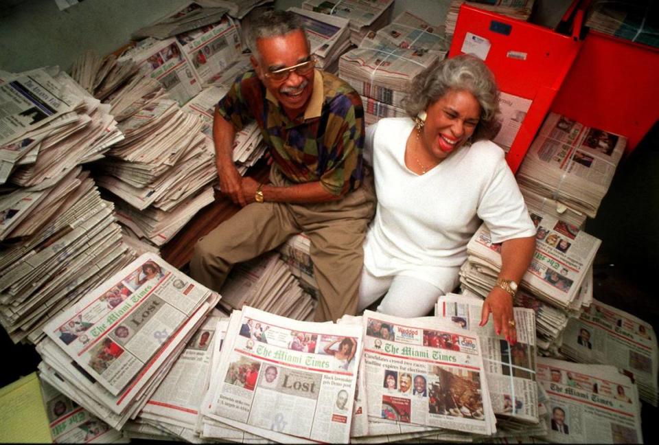 Garth C. Reeves Sr., editor emeritus of The Miami Times, and daughter Rachel Reeves, editor, celebrate the 75th anniversary of their newspaper in this 1998 Herald file photo.