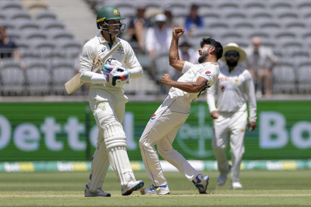 Pakistan trails Australia by 355 runs in 1st test after Day 2. Jamal takes  6 wickets on debut