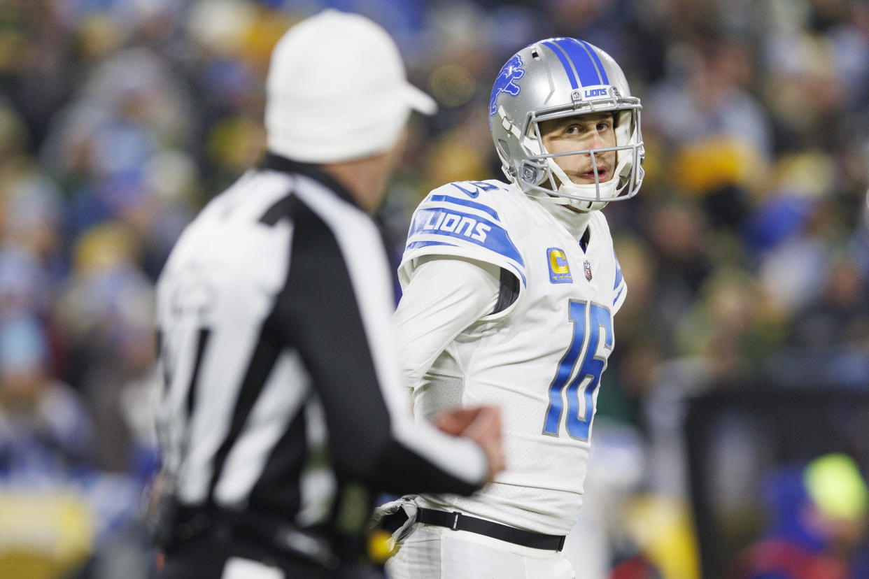 Jared Goff and the Lions finished the season 8-2 last season and are favorites to win this NFC North this season. (Jeff Hanisch/USA TODAY Sports)