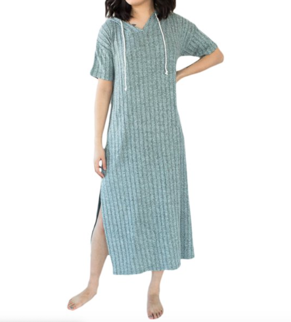 16) Weekend Fleece Lounge Gown