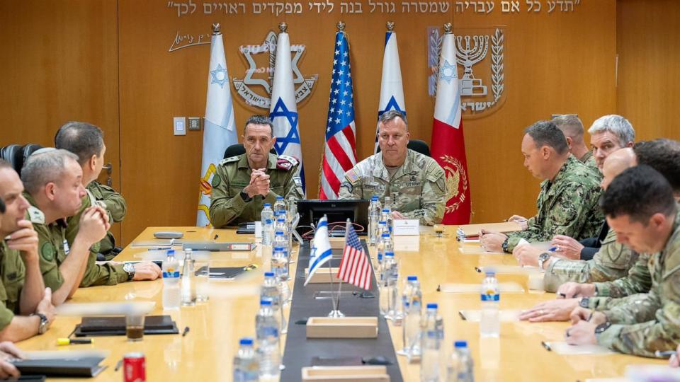 PHOTO: IDF Chief of the General Staff, LTG Herzi Halevi, and CENTCOM Commander, General Michael Erik Kurilla, meet with IDF officials on the IDF’s readiness for defensive and offensive operations, Apr. 12, 2024. (Israel Defense Forces)