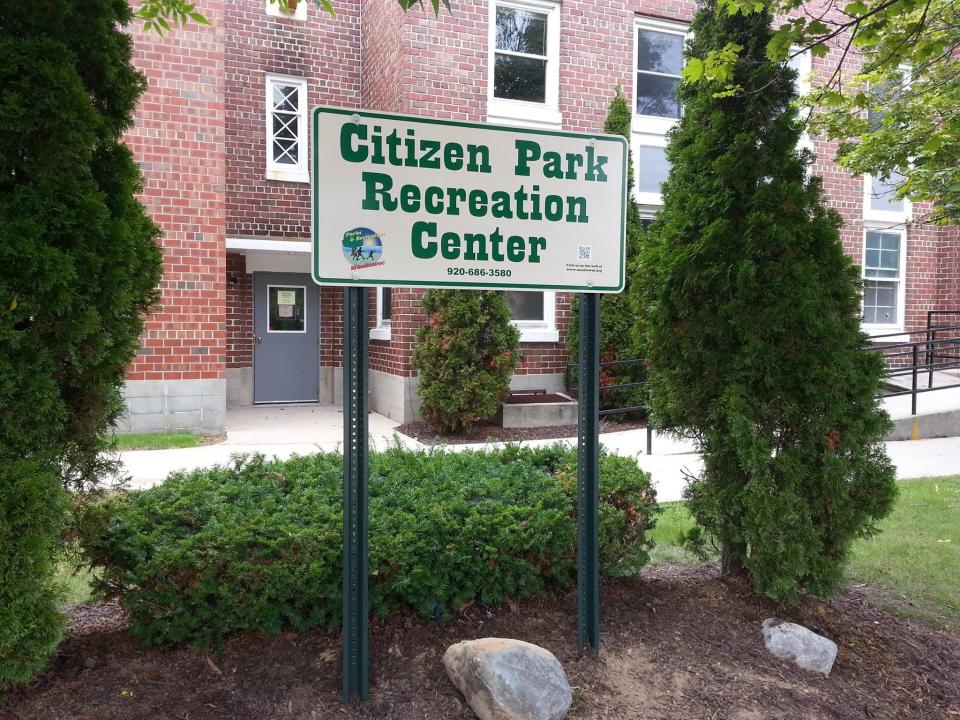 Sign outside Citizen Park Recreation Center, 930 N. 18th St., Manitowoc.