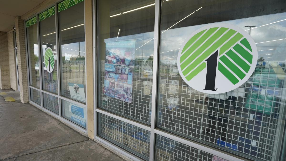 Dollar Tree Raising Prices Above $1 Amid Inflation, $1.50 Possible