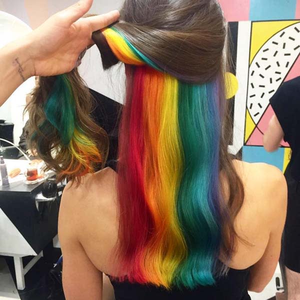 Hidden Rainbow Hair, la tendencia de cabello que revoluciona Instagram