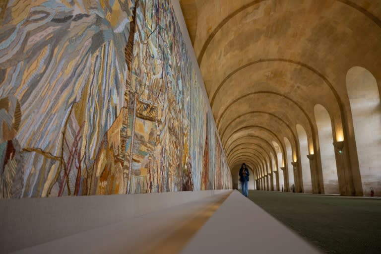 L'œuvre d'Eva Jospin "Chambre de Soie" à l'Orangerie du Château de Versailles, à Versaille le 20 juin 2024 (JOEL SAGET)